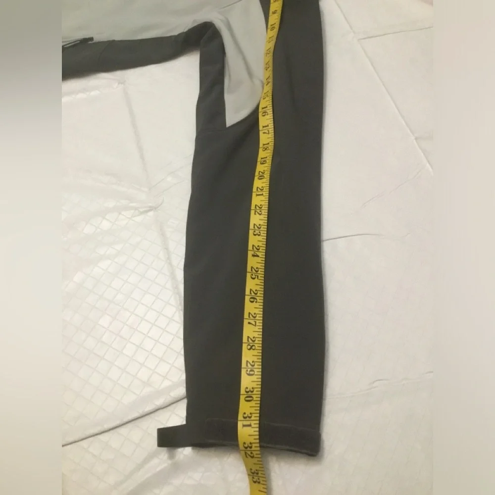 The North Face Men’s Two-Tone Gray and Dark Gray Softshell Jacket